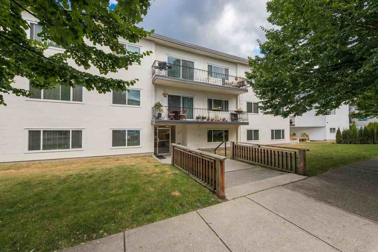 Sunny Court 339 7th Ave E Sunny Court 339 7th Ave E