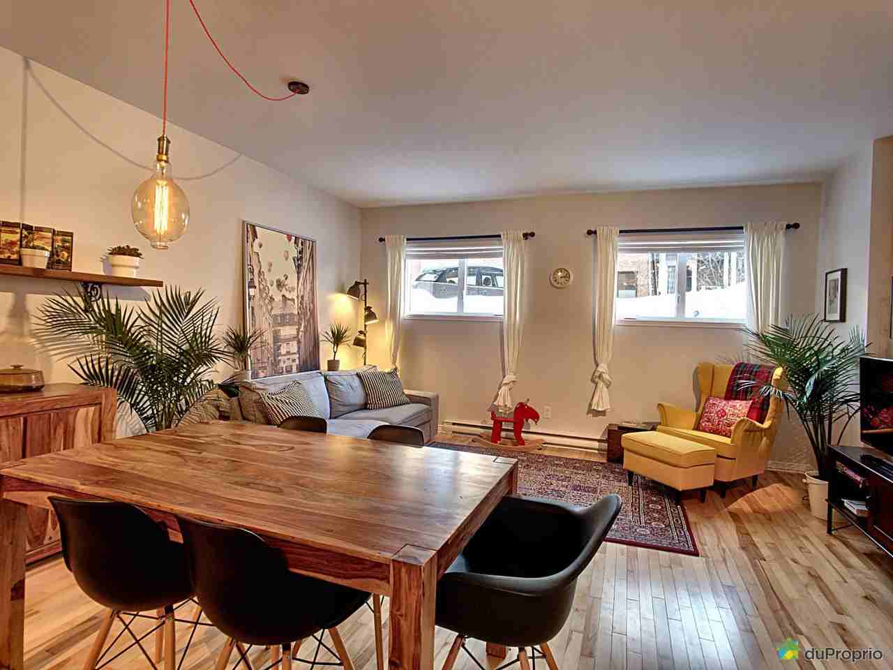 624 Rue St-Philippe - Photo 2 of 17