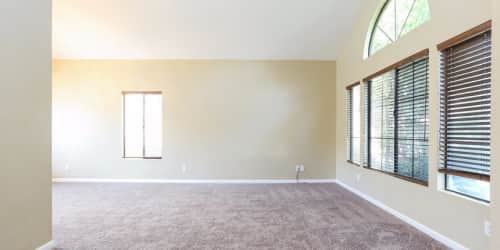 15069 Danielle Way - Photo 3 of 22