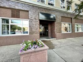 featured image of 305 18th Street