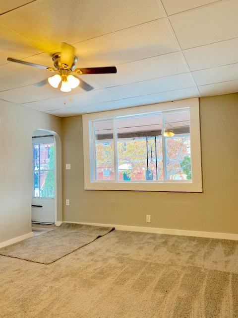 114 Huetter Ave - Photo 4 of 29