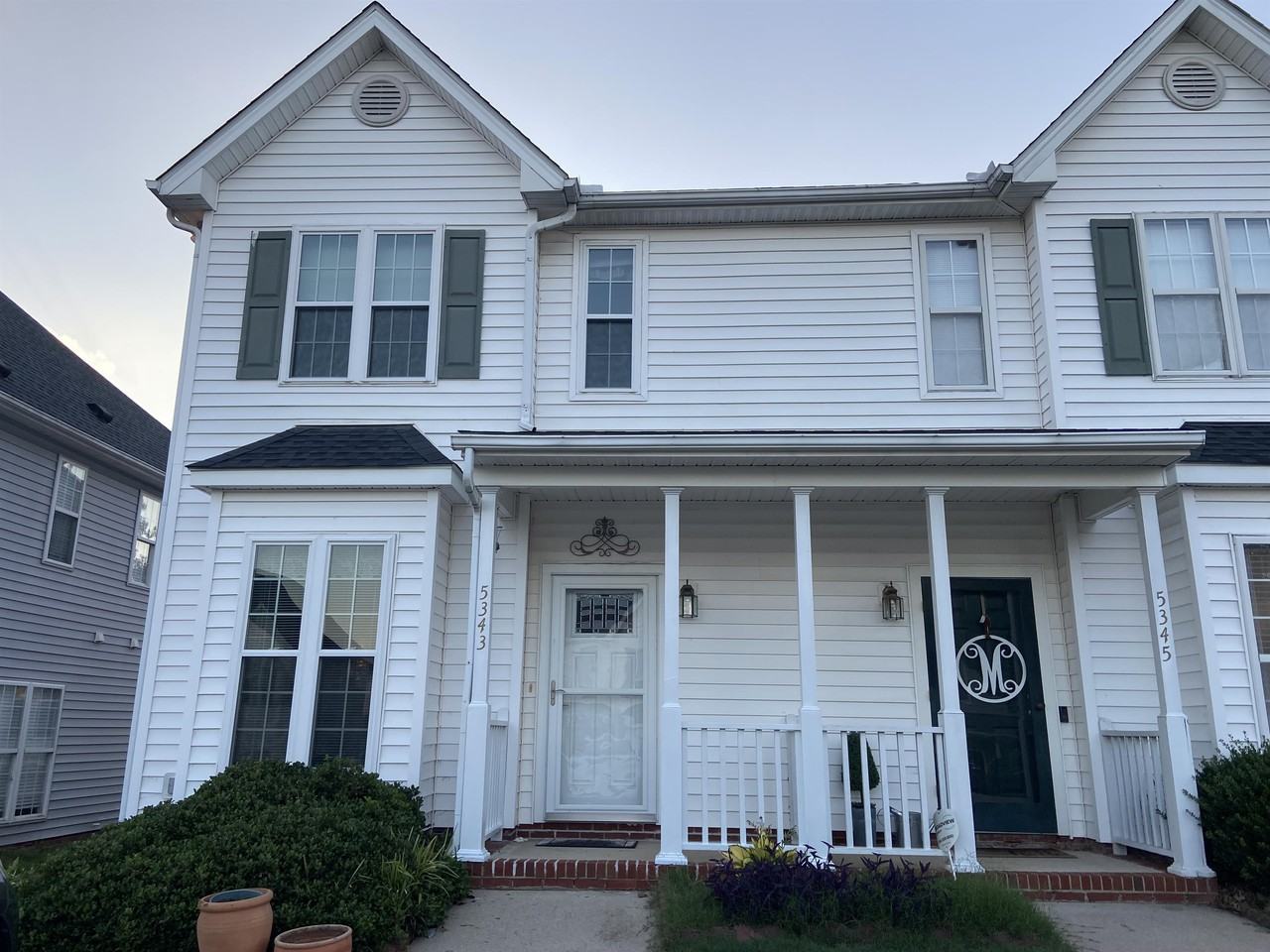 5343 Cog Hill Ct #1