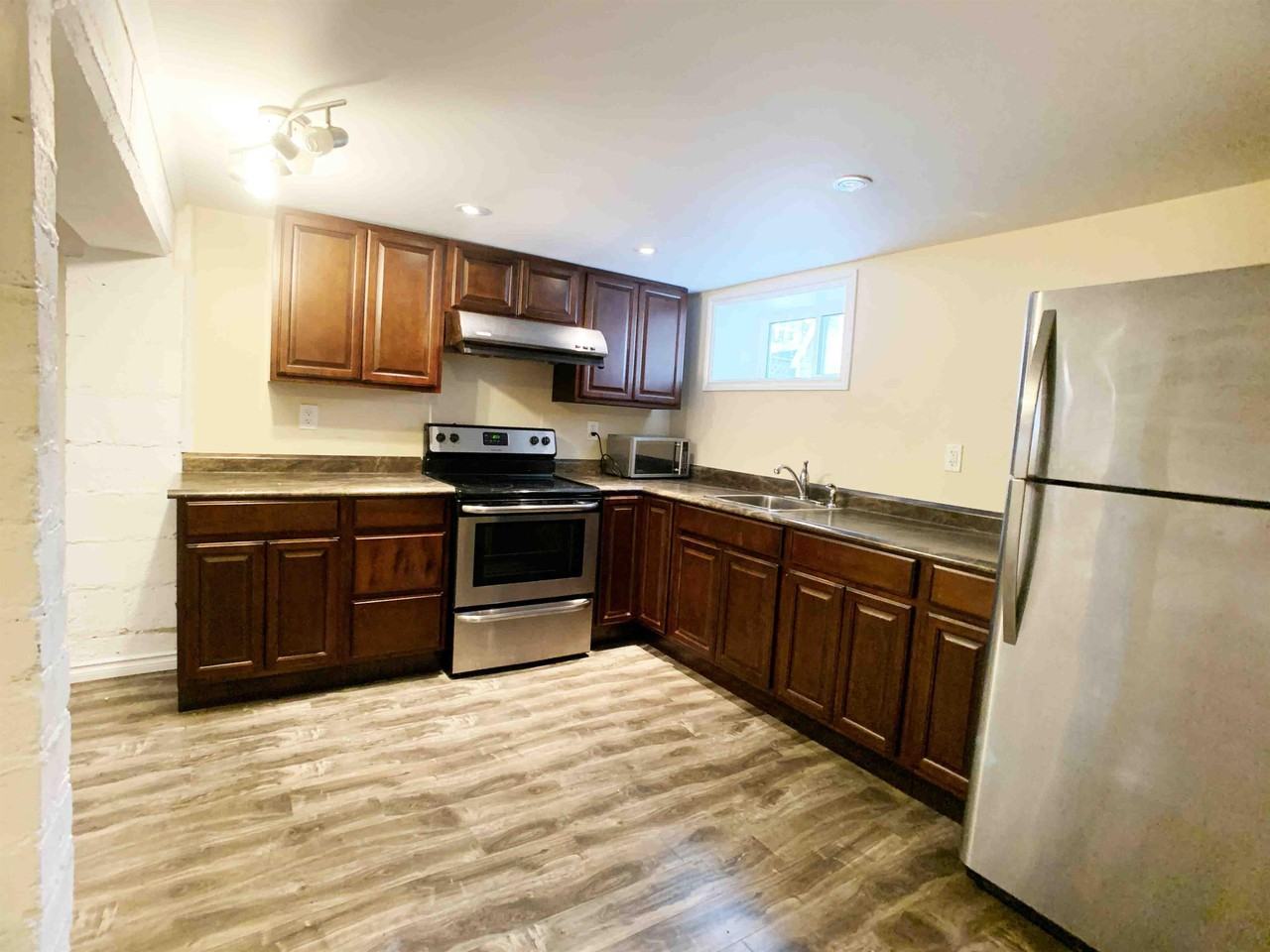 111A Bonaventure Ave #2 - Photo 3 of 9