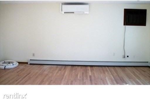 39 39 Rogers St 39 - Photo 3 of 8