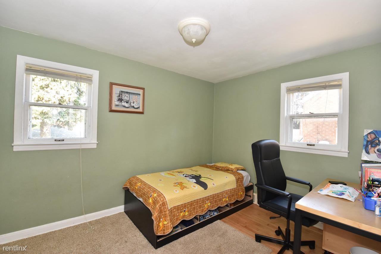 4571 S Howell Ave - Photo 3 of 7