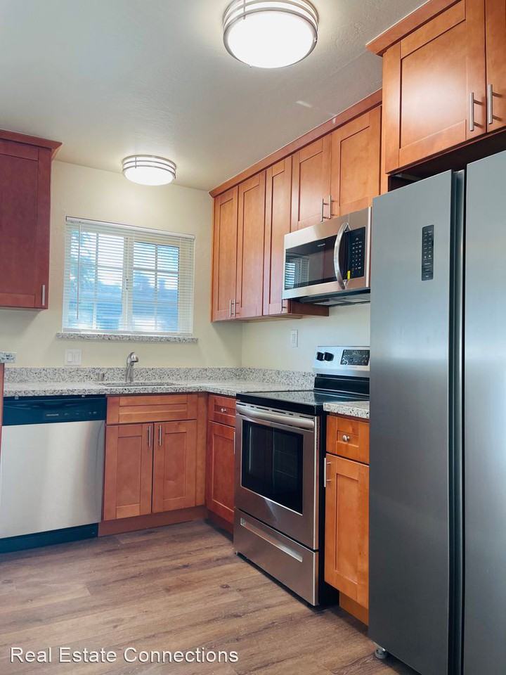 4658 West Campbell Avenue - Photo 3 of 7