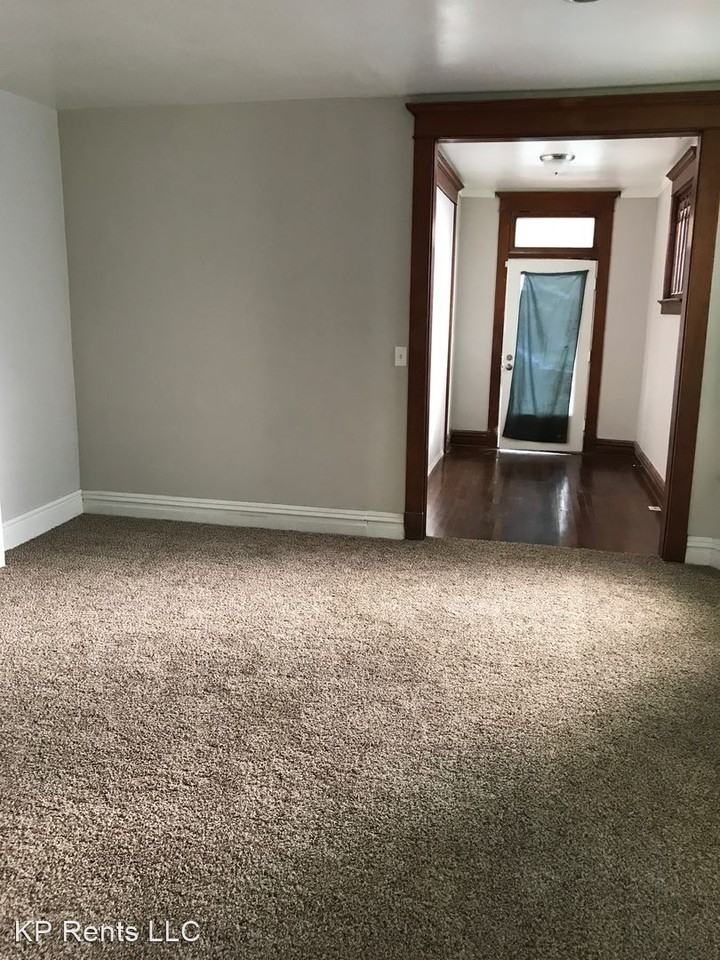 737 E Powell Ave - Photo 2 of 6