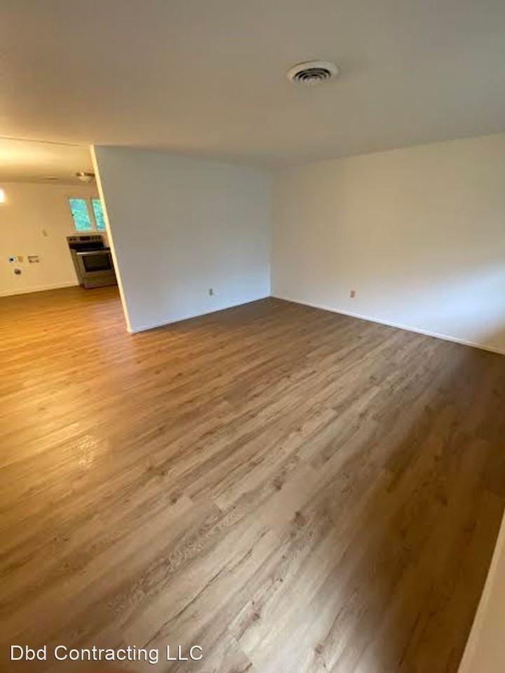 4031 Indian Hills Dr - Photo 2 of 6