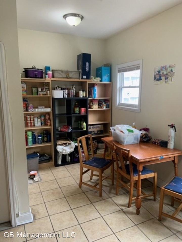 40 Bayard Street - Photo 3 of 8