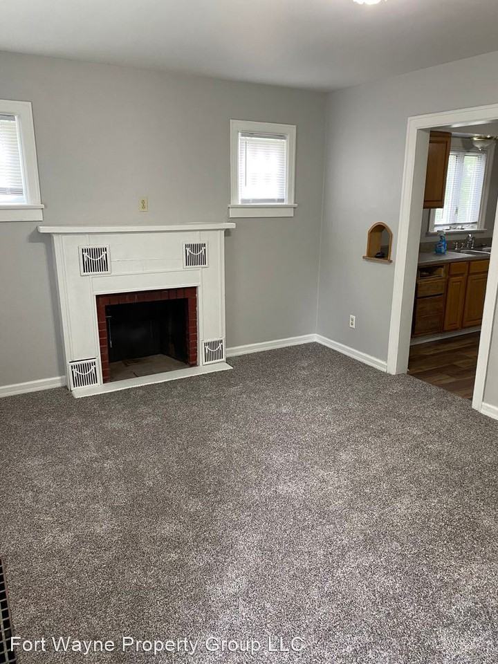 3008 Crescent Ave - Photo 3 of 11