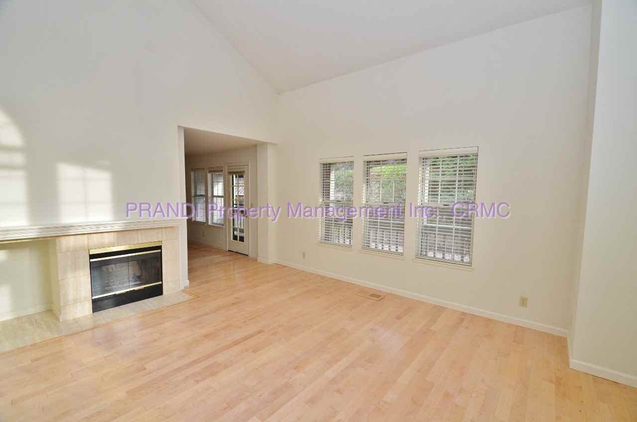 5 Partridge Ct - Photo 2 of 23