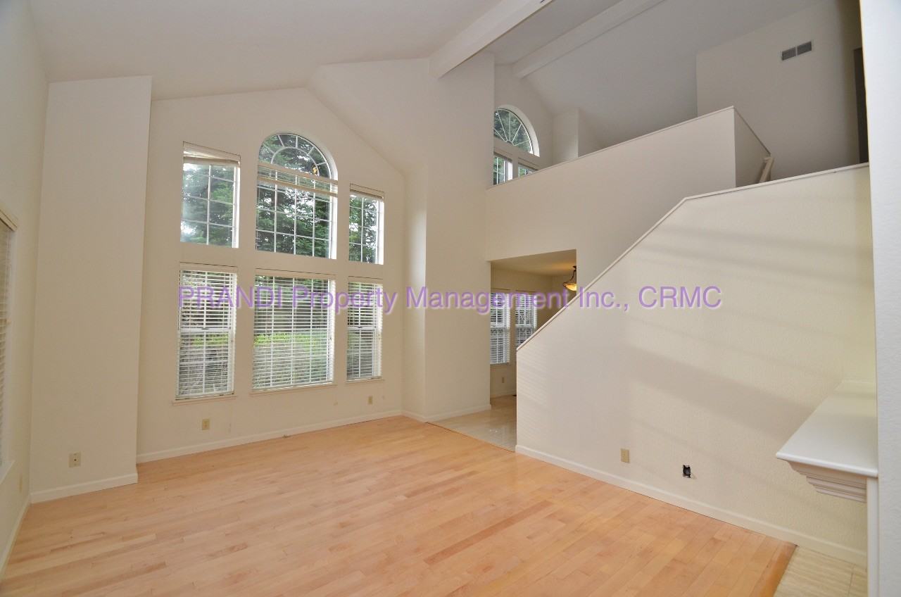 5 Partridge Ct - Photo 3 of 23