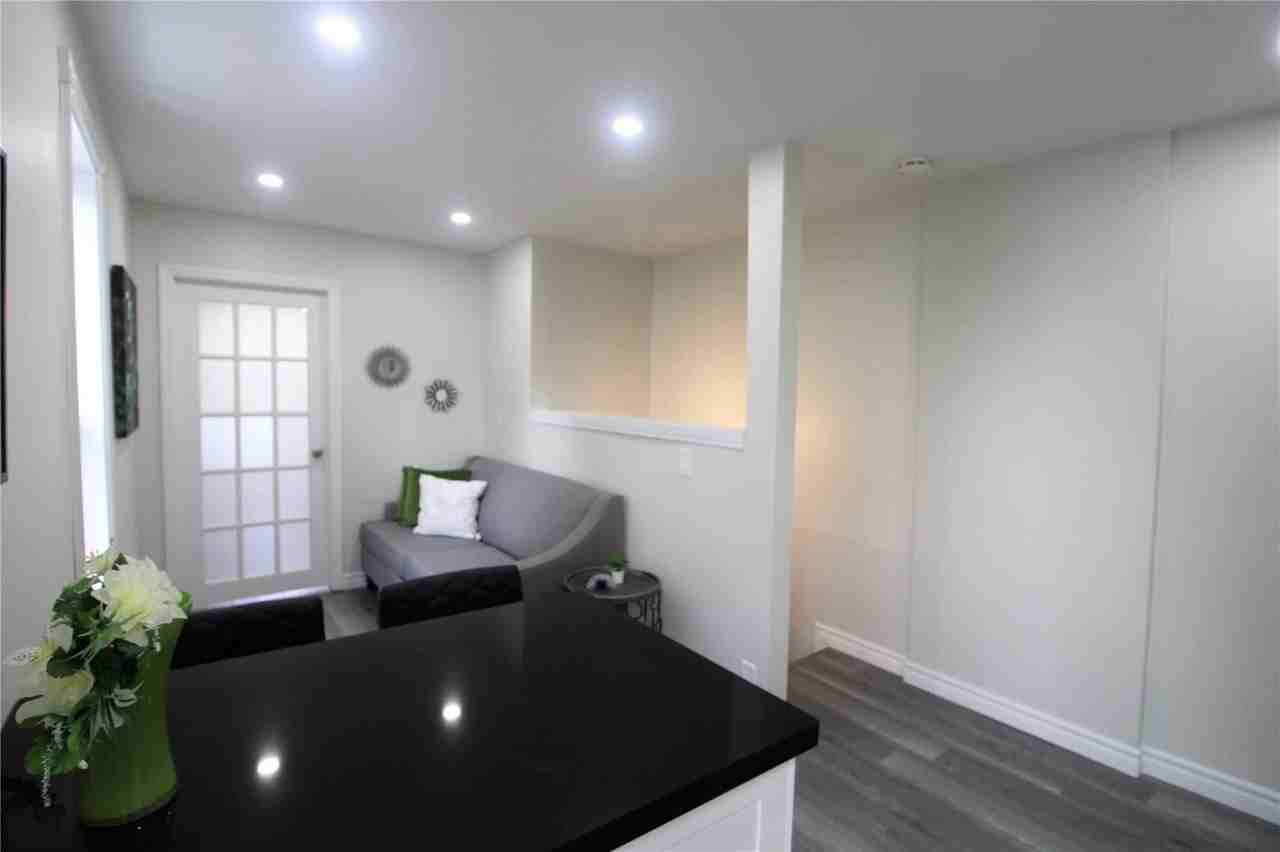 26 Glasgow St - Photo 2 of 14