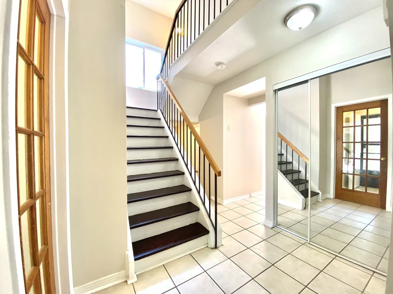 1475 Gaultois Ave - Photo 2 of 12