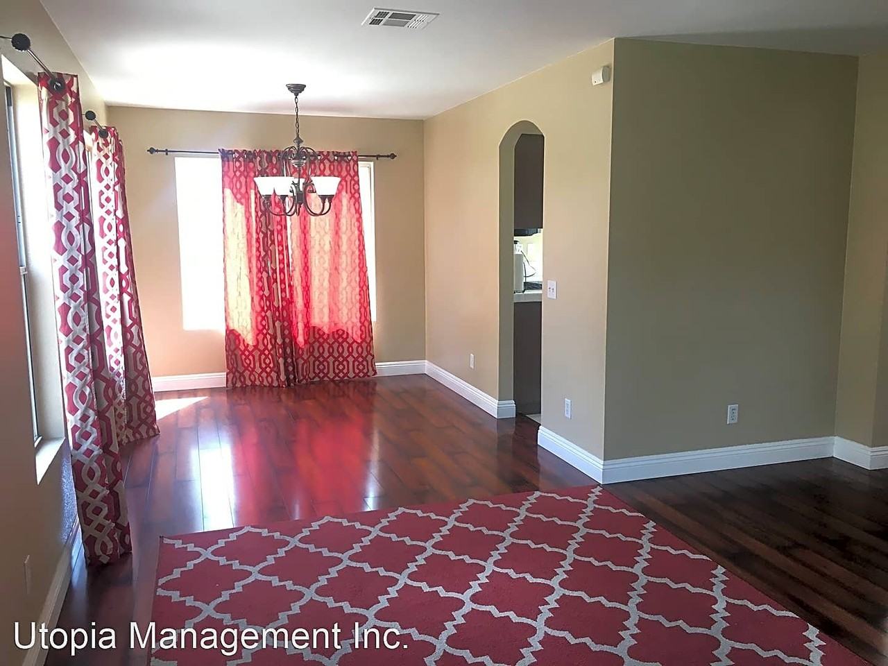 3221 Naylor Rd - Photo 3 of 10