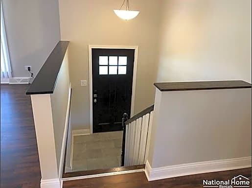 330 E Tulip Dr - Photo 2 of 13