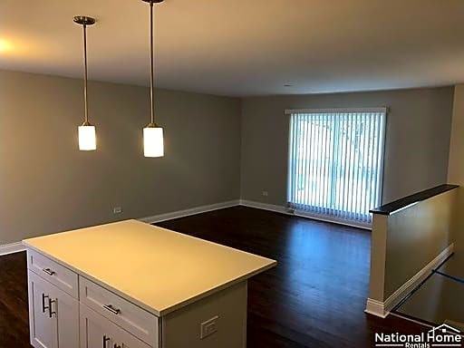 330 E Tulip Dr - Photo 3 of 13