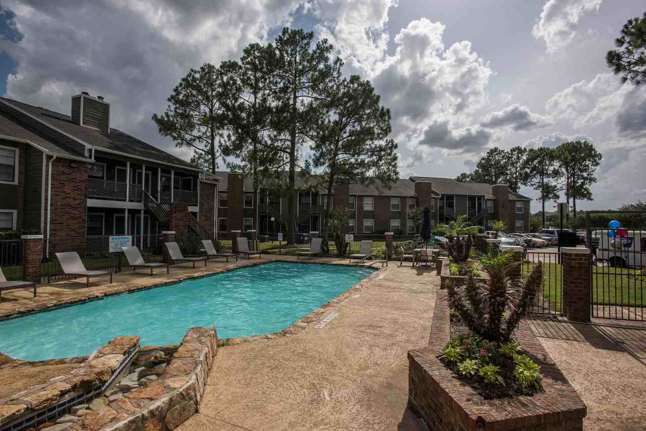 Peppermill Place - Photo 3 of 25