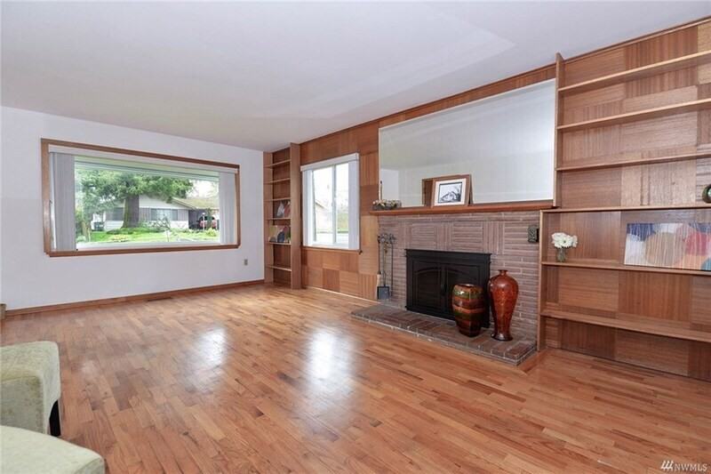 11234 57th Ave S - Photo 3 of 26