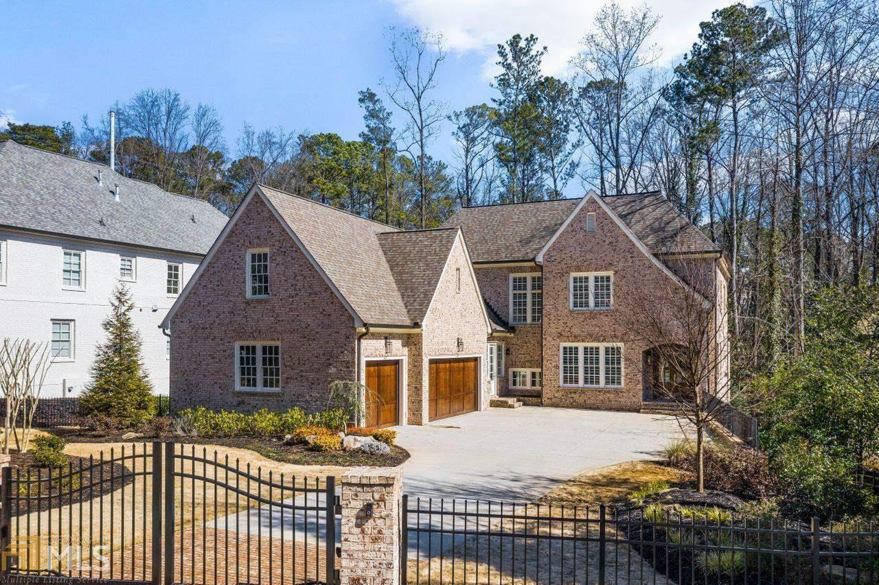 3085 Rhodenhaven Dr Nw - Photo 2 of 15