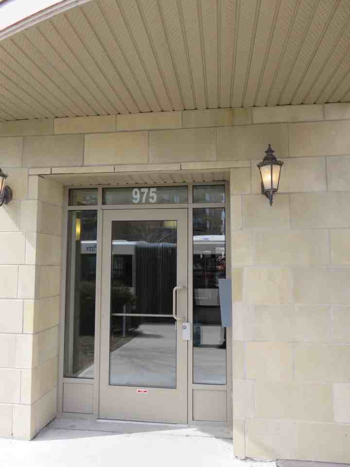 975 Boulevard de la Côte-Vertu #302 - Photo 2 of 18