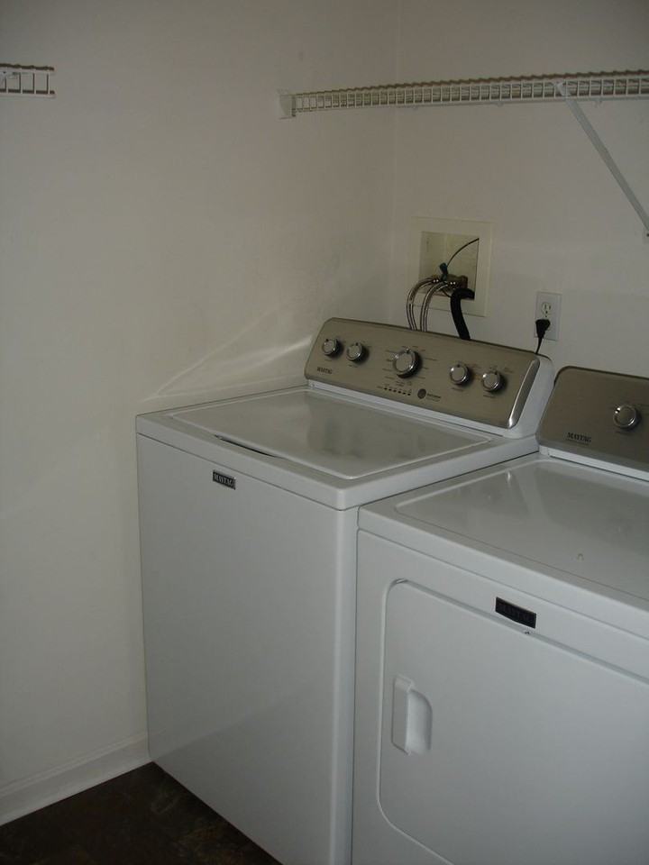 21-27 SOUTH WHISPER LANE - Photo 3 of 6