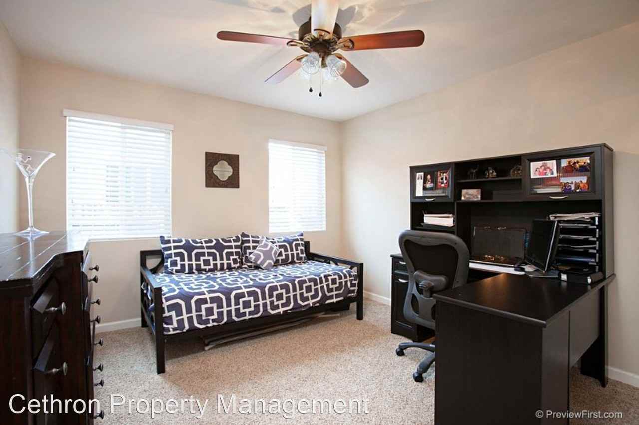 YOUR NEW HOME - IMPERIAL BEACH 3 bed / 2 bath Minutes to the beach!! - Photo 2 of 3