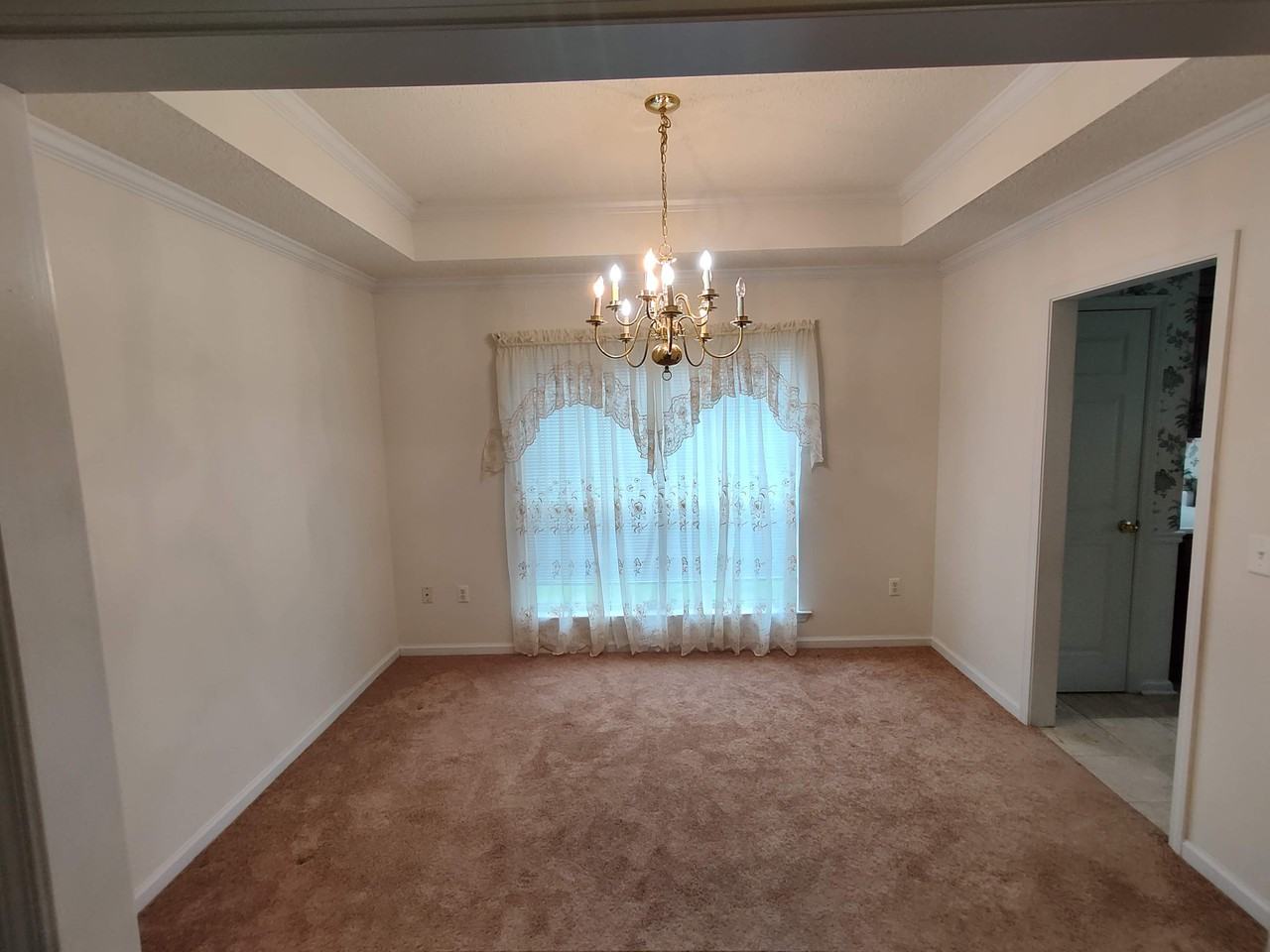 801 Hopeton Ct - Photo 7 of 22