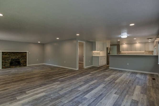 12420 Eureka St - Photo 7 of 50