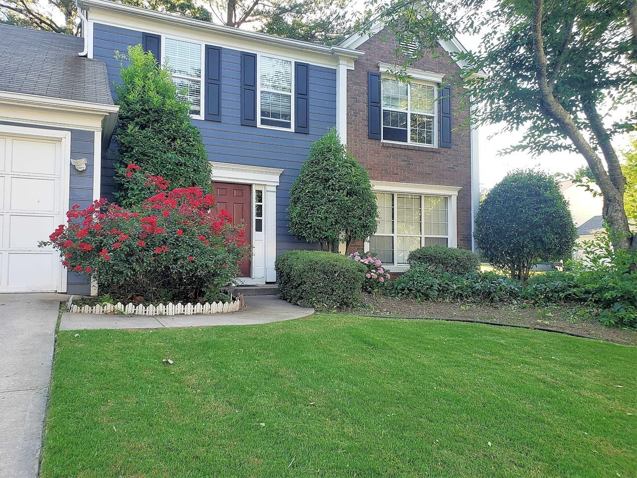 11865 Carriage Park Ln - Photo 2 of 15