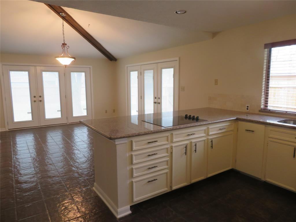 12645 Point Aquarius Blvd - Photo 3 of 10