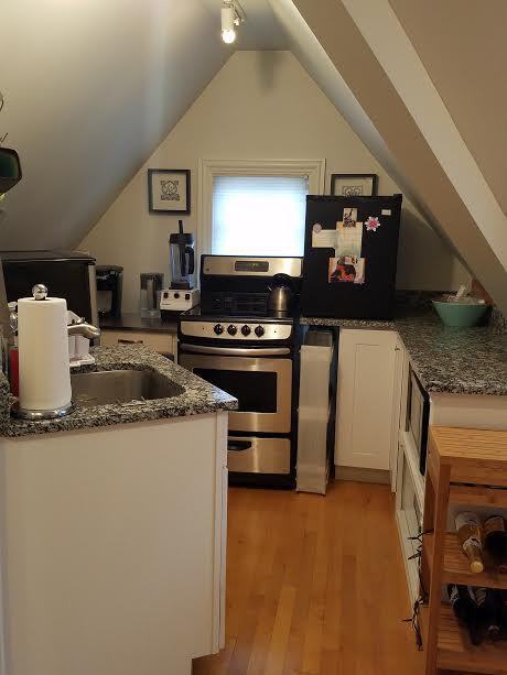 1140 W Wrightwood Ave #4 - Photo 3 of 7