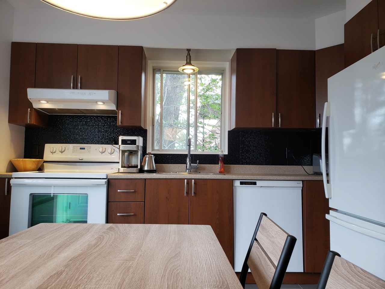 3252 Rue Monsabré - Photo 2 of 13