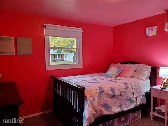 1607 Arnold Dr - Photo 3 of 5