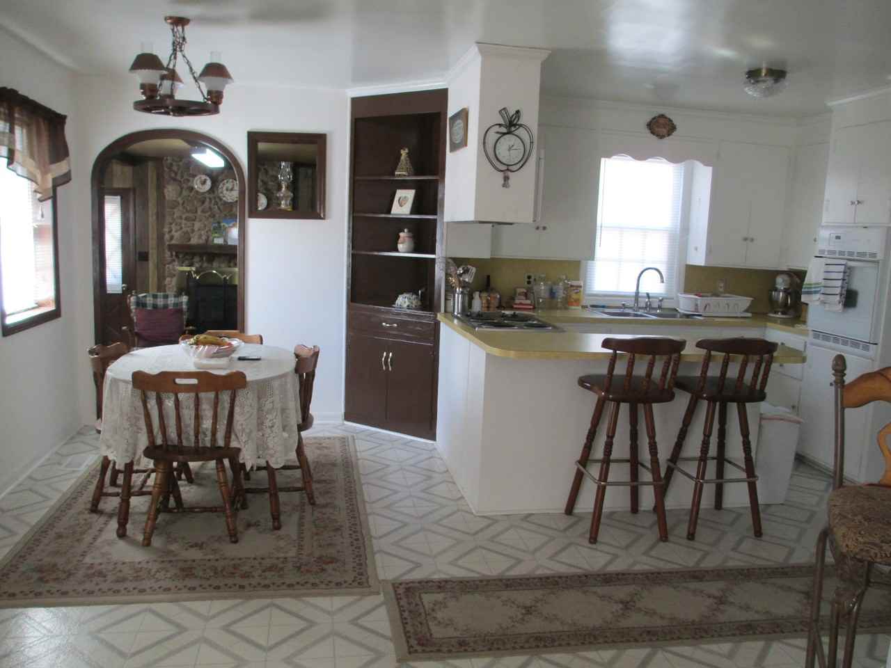 108 Briarcliff Cir - Photo 3 of 12