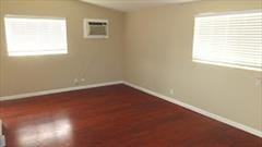 213 Glenloch Ave - Photo 3 of 8