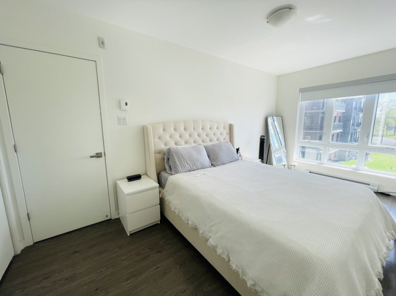 120 Boul Hymus - Photo 3 of 12