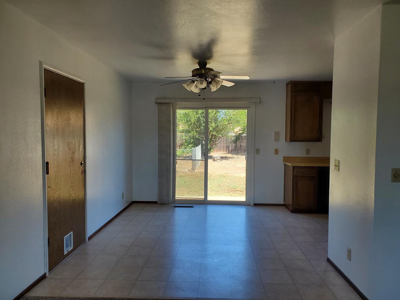 2341 Archer Avenue - Photo 3 of 11