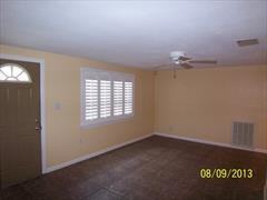 13923 Berkowitz Ave - Photo 3 of 19