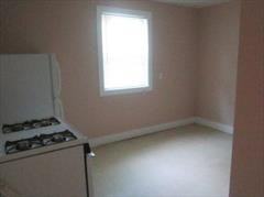 1615 Charles St - Photo 3 of 8