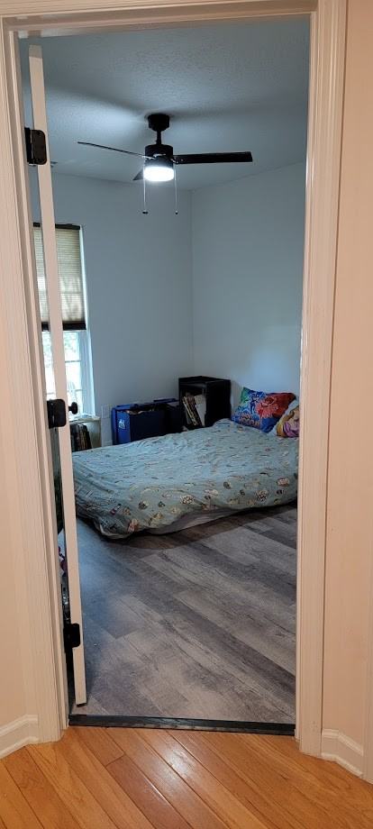952 Hunting Horn Way W - Photo 3 of 8