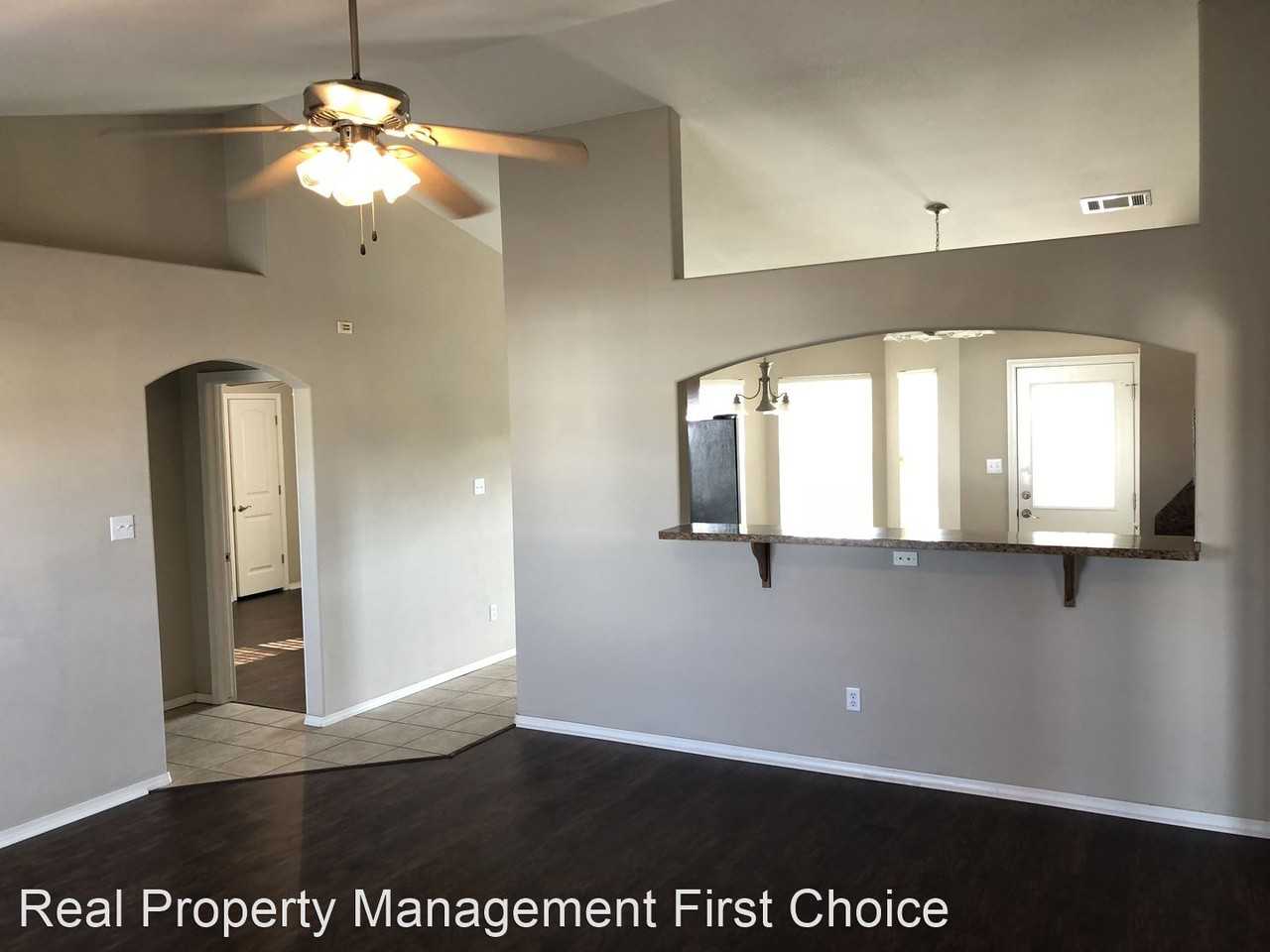 304 Bordeaux Cir - Photo 2 of 11