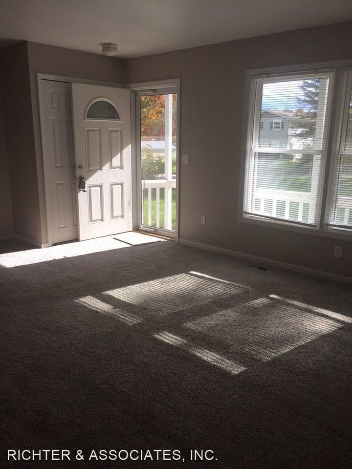 1475 Clark Lake Rd - Photo 2 of 15