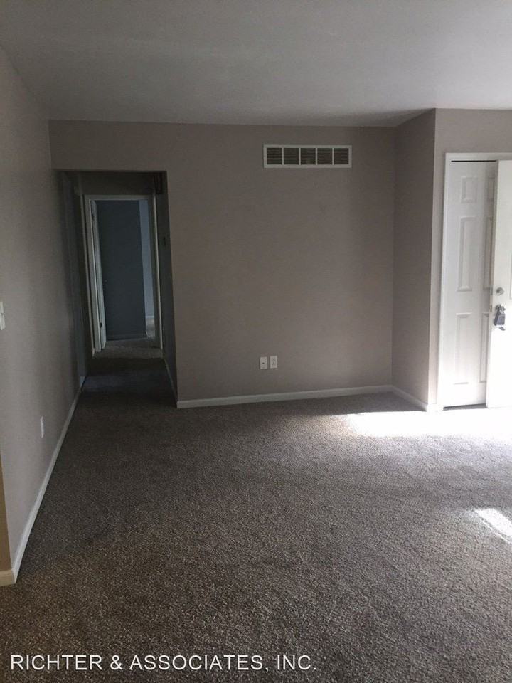 1475 Clark Lake Rd - Photo 3 of 15