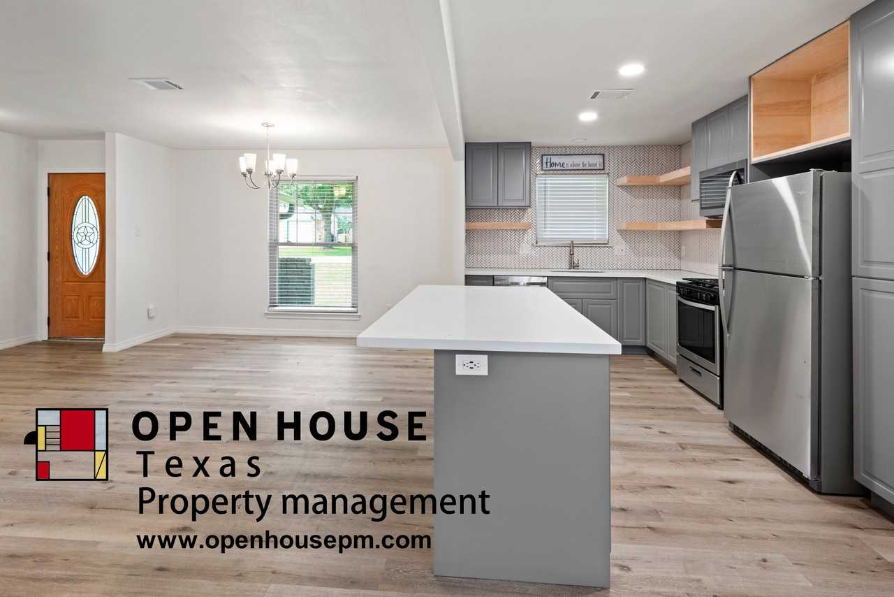 3418 Valerie Ln - Photo 2 of 11