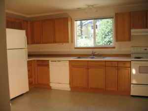 461 Willow Creek Ln - Photo 2 of 8