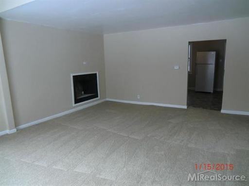 5049 Bryson Ln - Photo 2 of 9