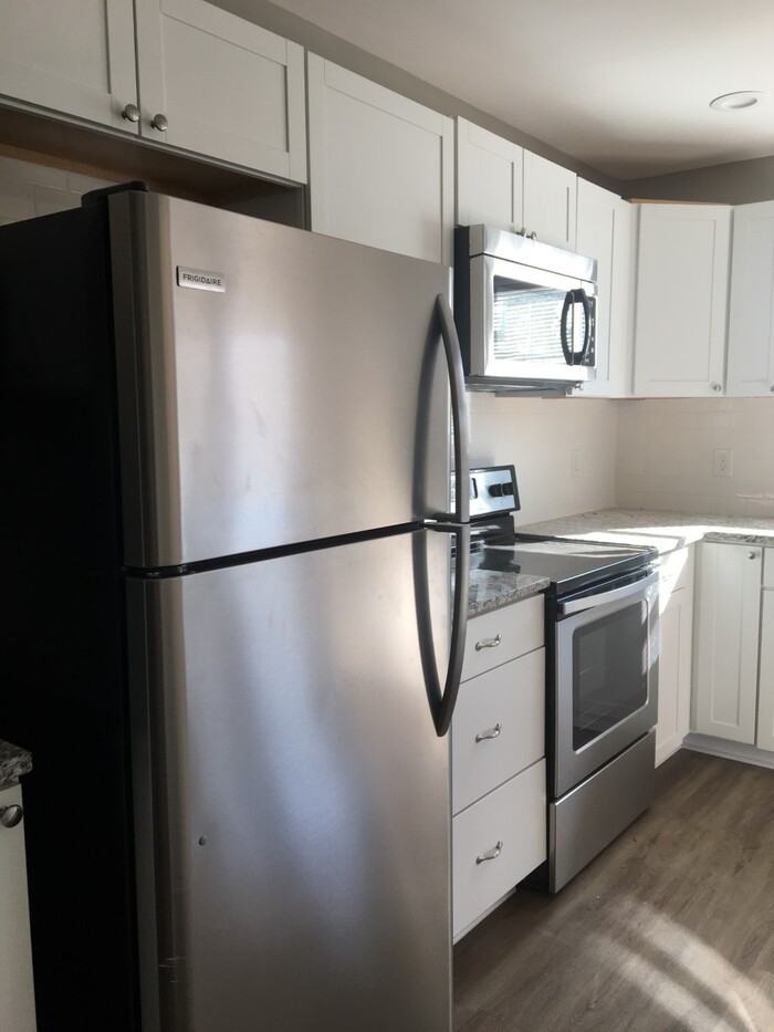 1091 Sweetie Johnson Rd - Photo 3 of 10