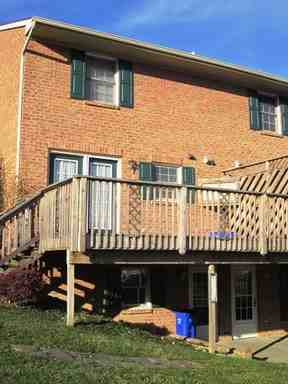 1210 Fairchild Ave - Photo 3 of 27