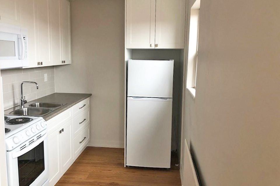 641 Vaughan Road - Photo 3 of 15